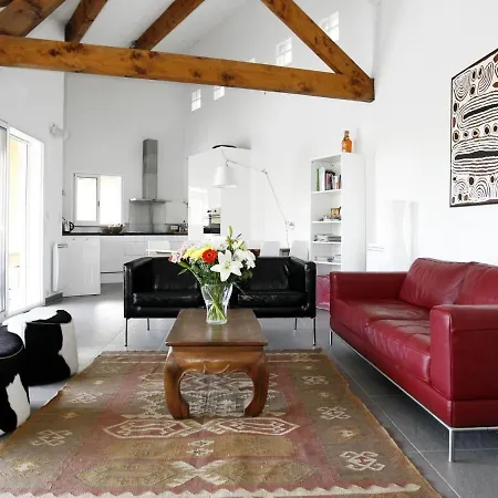 Holiday home Exotic In Ceps With Private Pool